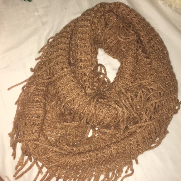 Knit scarf - Picture 1 of 1
